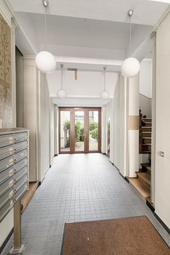 Summer-Sale bis 31.08. | 171 m² Großzügigkeit im Berliner Regierungsviertel | jetzt 1.395.000 € – Hausflur