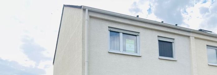 RESERVED: Family happiness in a quiet residential location – Well-maintained semi-detached house with garden and garage!