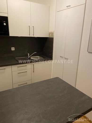 Geschmackvoll möblierte 2-Zimmer-Wohnung in Bonn Bad Godesberg! – 7729546d38d87aeaab07c4bfe9ce510684d503f8.jpg