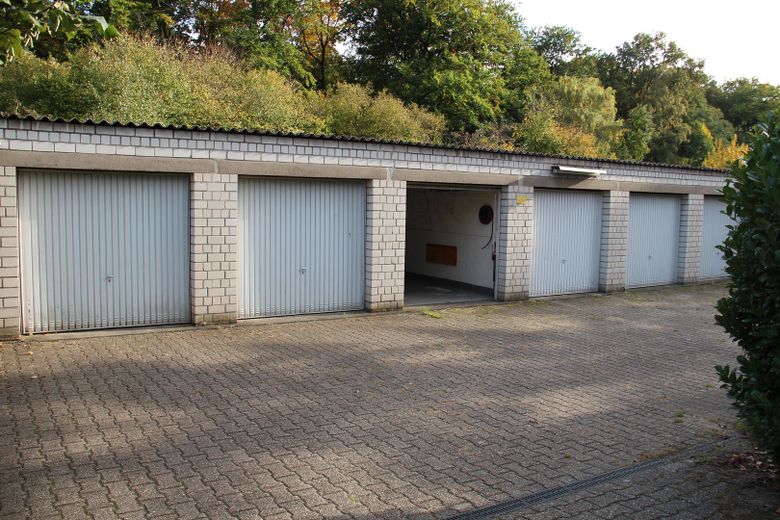 Garagenhof mit Garage