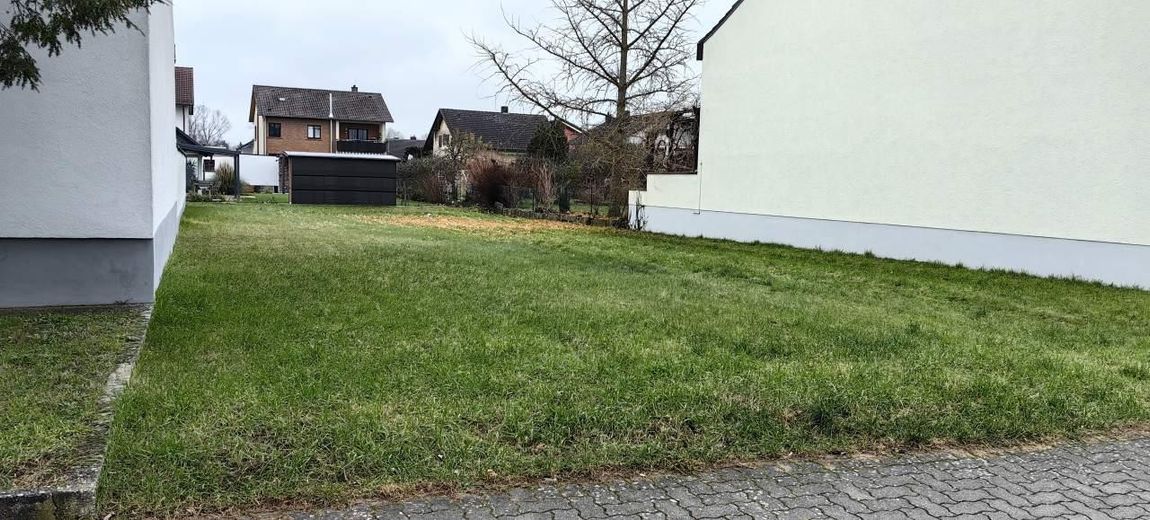 Straßenansicht 2