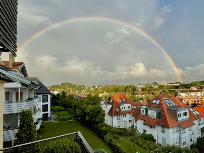 3,5‑Zimmer über den Dächern von Böblingen – Panorama mit besonderer Aussicht – फोटो 1