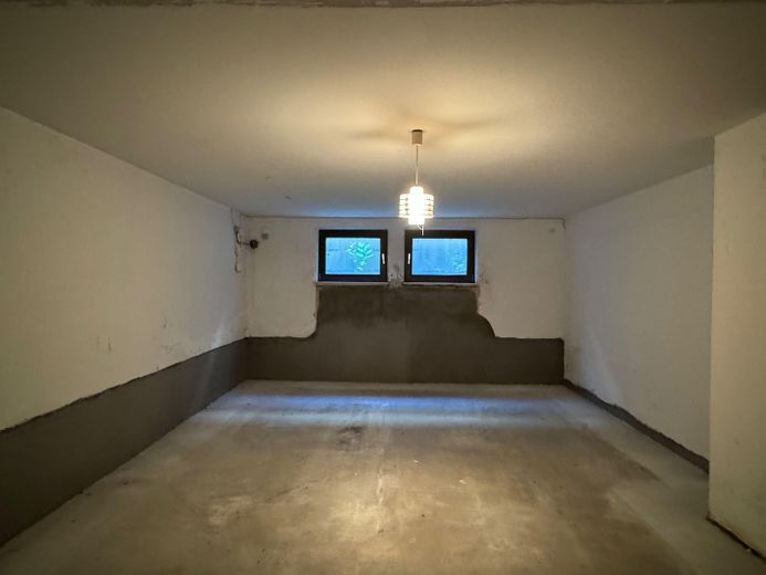 Haus in bester Südlage mit unverbaubarem Ausblick – Hobbyraum
