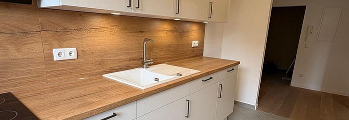 Neue, hochwertige EBK (Foto 2)