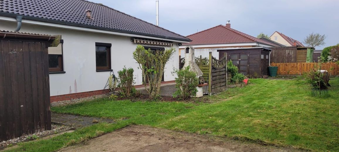 Hinten .- Garten