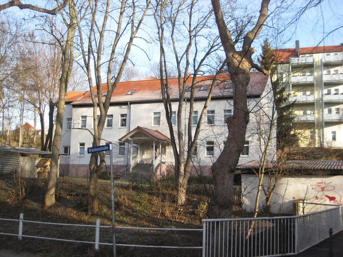 Reliably rented apartment building located quietly and close to the city center – Foto 5
