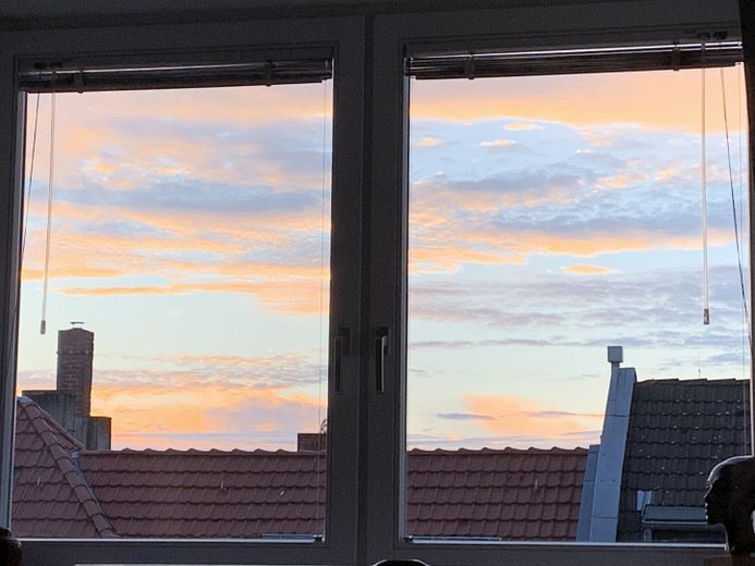 Außergewöhnliche 248 qm große Maisonette-Wohnung (4.OG & DG) mit Terrasse/Balkon/Loggia nahe Ku´damm – Sonnenuntergang vom DG aus