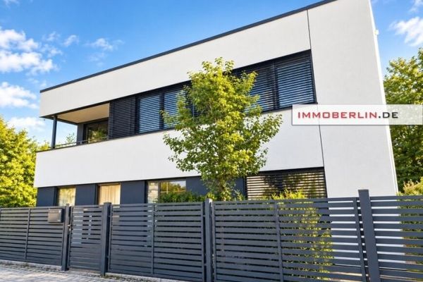 IMMOBERLIN.DE - Exquisites Einfamilienhaus im Bauhausstil mit Designambiente in herrlicher Naturlage