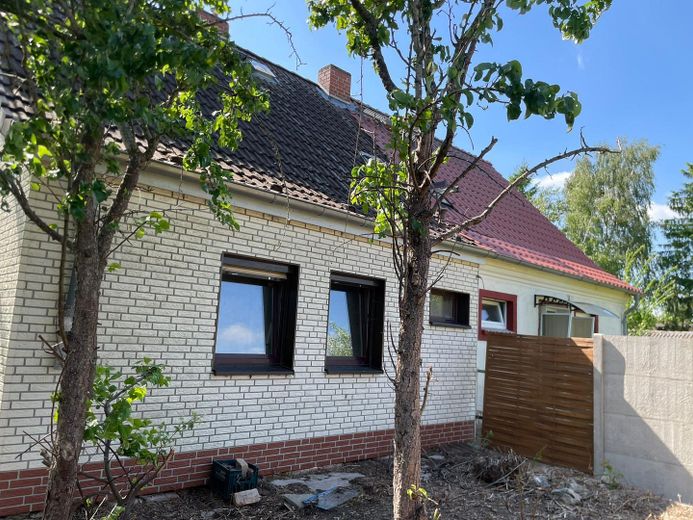 Rückfront des Hauses  