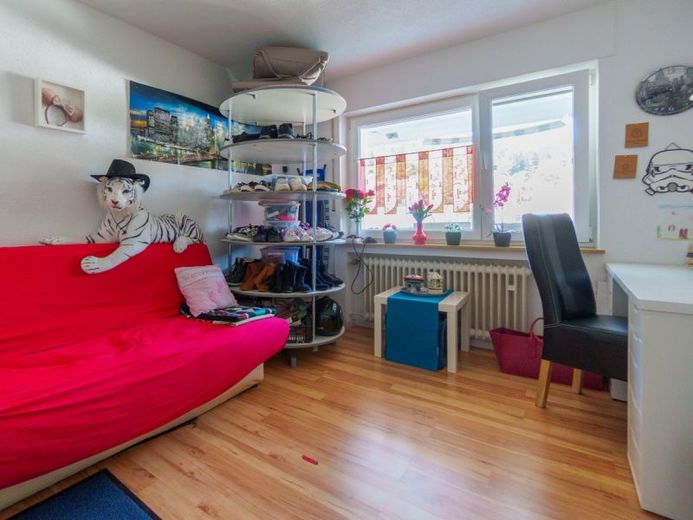 MURRHARDT: Tip Top renovierte 3 Zi-Wohnung - schöne Einbauküche - Balkon. – Bild 10