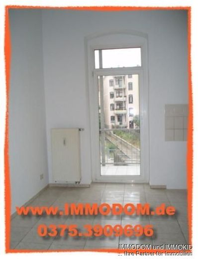 3-Zimmer-Wohnung mit LAMINAT, BALKON und Tageslichtbad mit Wanne und Dusche zu vermieten! – Küche