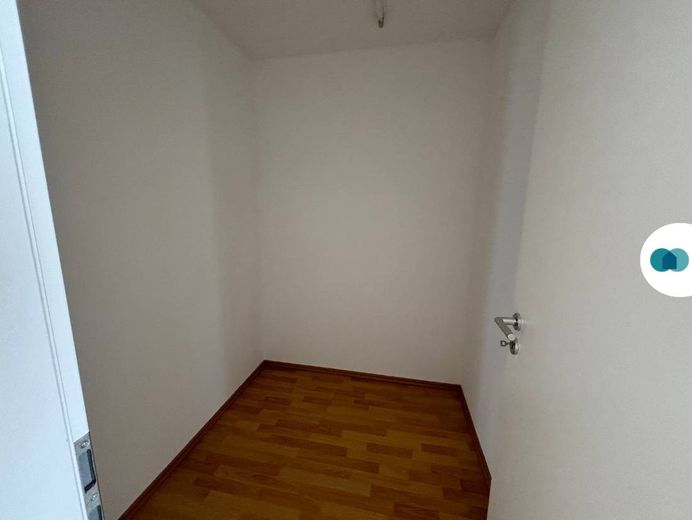 Après rénovation : suffisamment d’espace pour votre famille ! - Grande maison mitoyenne en bout de rangée à Käfertal – Abstellkammer