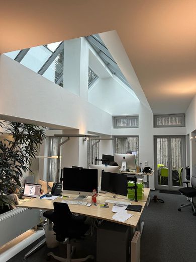 Wohnen & Arbeiten am Lousberg – 205 m² im Baudenkmal, 2 Stellplätze – Atelier