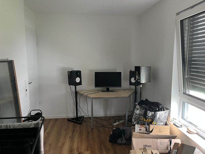 Appartamento moderno di nuova costruzione in posizione centrale a Holzhausen – Schlafzimmer / Büro