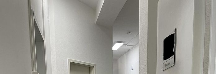 Repräsentative Gewerbefläche mit vielseitigen Nutzungsmöglichkeiten - ca. 200qm in Rastatt – Eingang / Flur 1