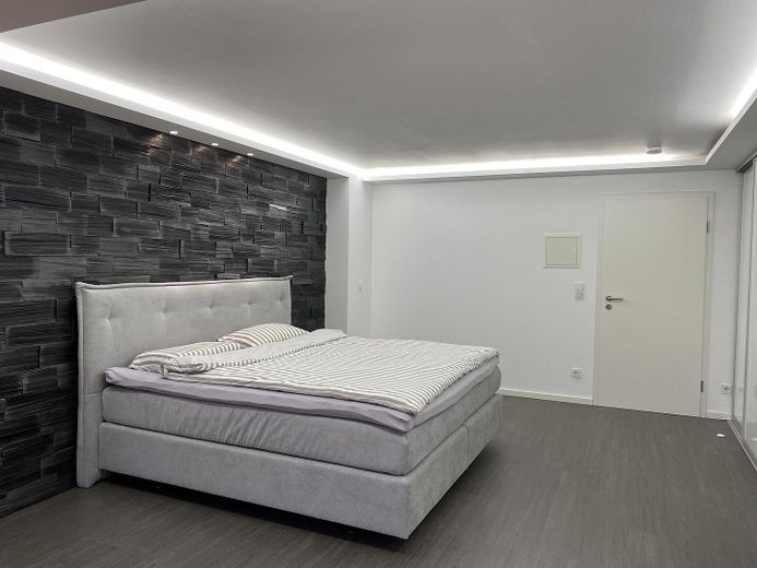 Esclusivo appartamento di 6 locali, 304 mq/KB/Garage/Terrazza/Giardino – Schlafzimmer