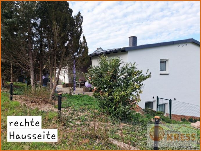 Einfamilienhaus mit Einliegerwohnung, Carport, Garage u. separatem Baugrundstück in Snt.- Mottgers. – Bild 4