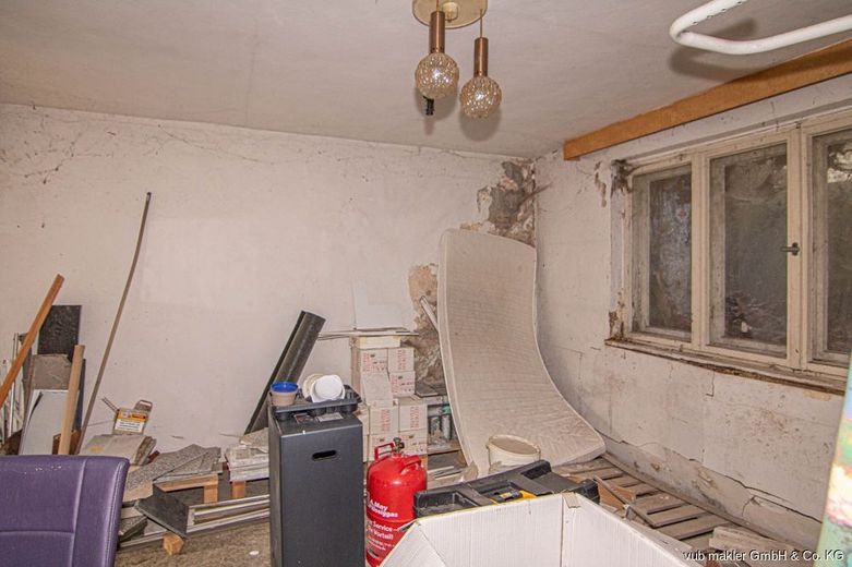 Handwerker und Individualisten aufgepasst: – VUB0002392-06