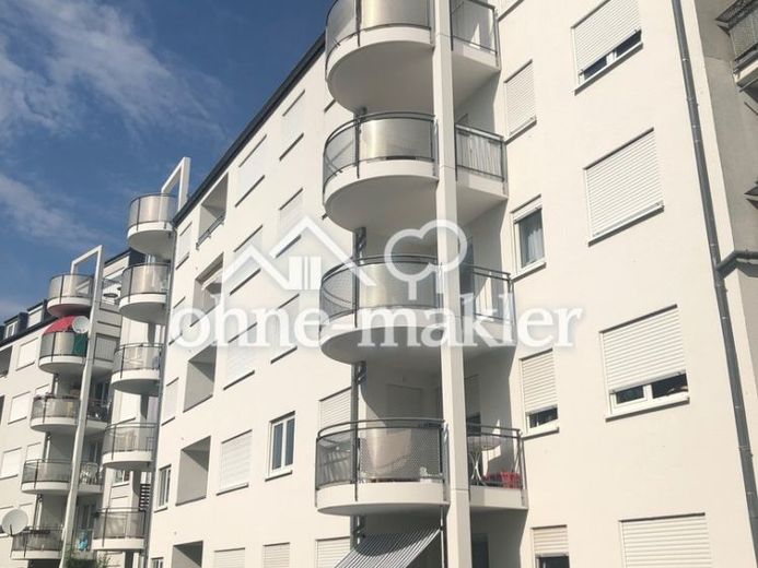 Tolle 3-Zimmer-Wohnung mit Aufzug+Balkon+Tiefgarage in Karlsruhe – Foto 1