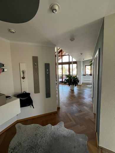 Außergewöhnliche Wohnung mit 187qm Grundfläche, Dachterrasse und Südbalkon – Flurbereich