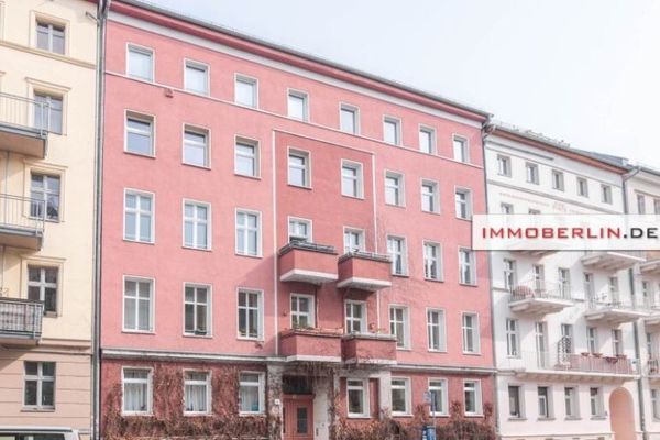 IMMOBERLIN.DE - Charmante Altbauwohnung mit Südwestbalkon in beliebter Kiezlage