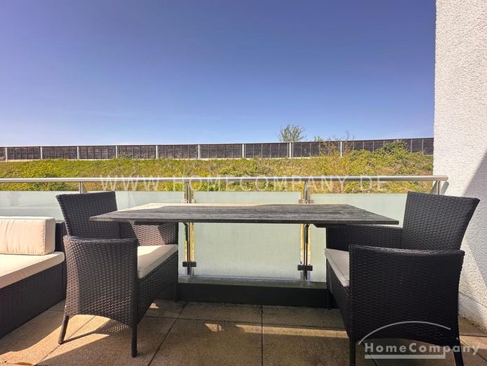 Lichtdurchflutete Designwohnung mit Balkon – 792839230260efaf5741ea8d5cf289a022198c2c.jpg