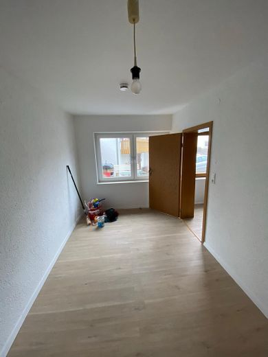 Attraktive Wohnung im Herzen von Eutingen Weitingen - saniert – Schlafzimmer