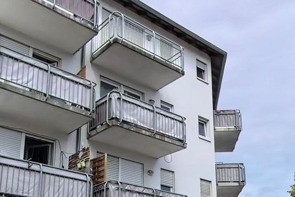 Kapitalanlage - Renoviertes 1-Zimmer-Apartment mit Terrasse, EBK & TG-Stellplatz