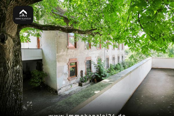 Wohnen, Arbeiten & Vermieten - 556 m², 3 Einheiten & Büro unter einem Dach in Rheinau!