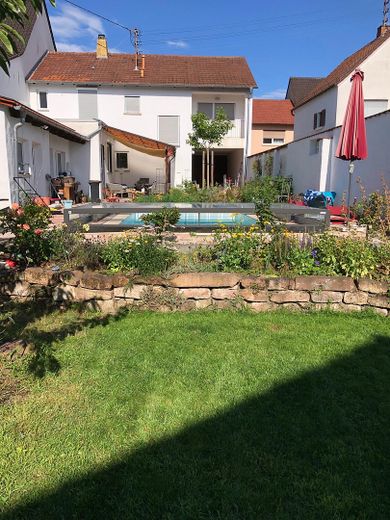 Garten - Blick auf das Haus