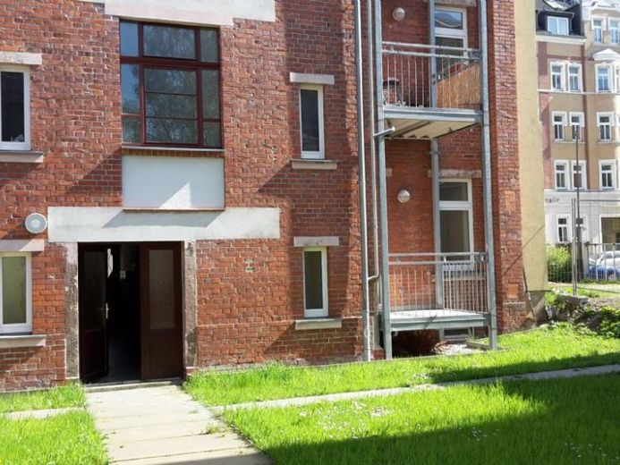 jetzt loswohnen in moderner 2-RW mit Balkon und Essküche – Foto 1