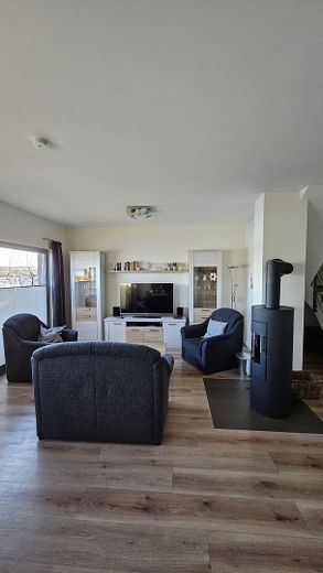 Wohnzimmer im Erdgeschoß