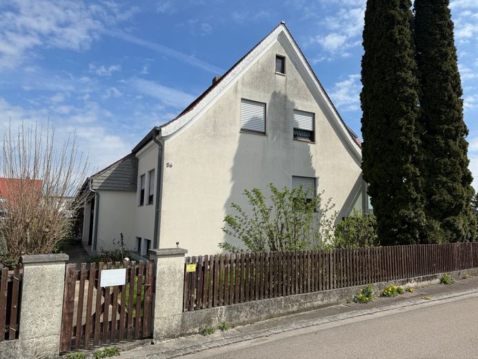 Haus mit Zukunft! Zwei separate Wohnungen - getrennte Eingänge. Attraktive Möglichkeiten! – फोटो 3