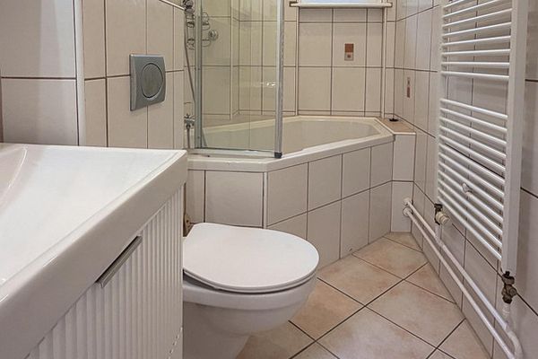 Zehlendorf: 3 habitaciones libres de comisión, en excelente estado, cerca del parque Laehr