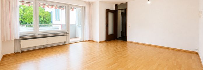 Appartement lumineux de 3 pièces dans un emplacement privilégié à Renningen – Wohnzimmer