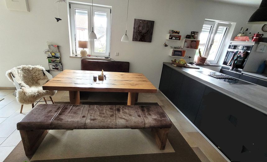 Küche mit Essbereich