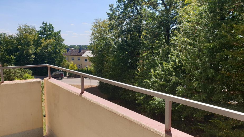 Schöne 3 Zimmer Eigentumswohnung in beliebter Lage Donauwörth Parkstadt – Blick vom Balkon
