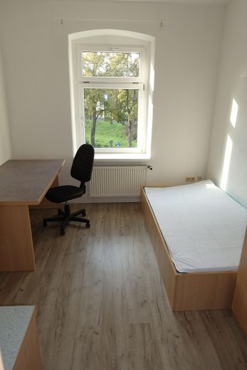 Mittleres Zimmer