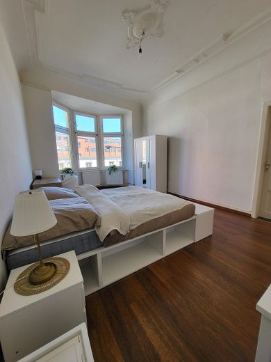 Eigentumswohnung in sehr guter Lage mit Entwicklungspotential – Zimmer I Ansicht I