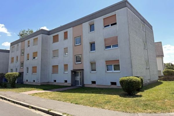Preisreduziert! WEN Rehbühl | Modernisierte 3 Zimmer ETW mit Süd-Balkon, EBK & Garage