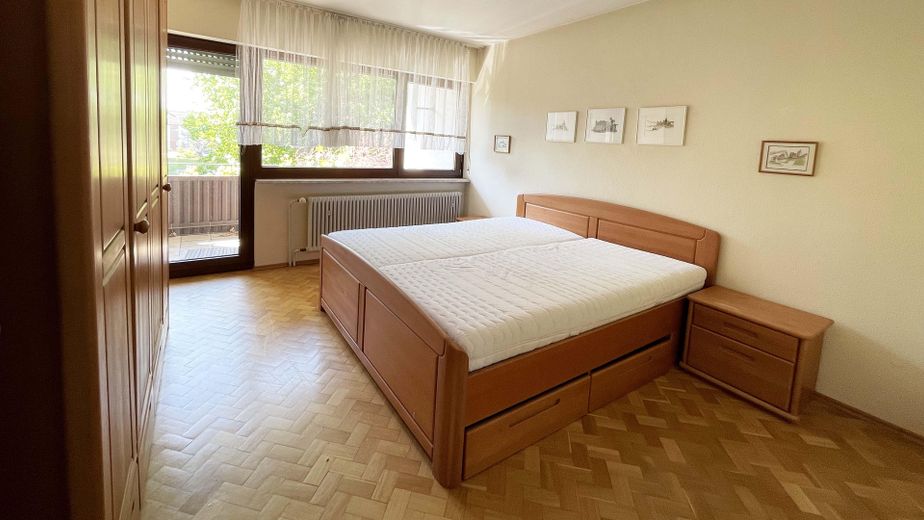 Großes, helles Reihenendhaus mit Garten in Stutensee-Blankenloch – direkt bezugsfertig – 17_1.OG Schlafzimmer