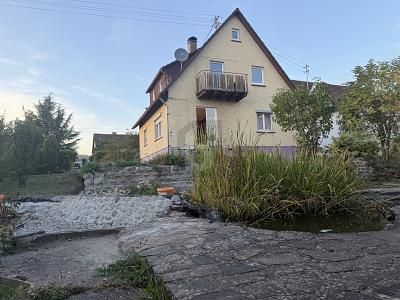 FAMILIENFREUNDLICHES ZUHAUSE MIT GROßEM GARTEN – 1790869673_26c84f.jpg