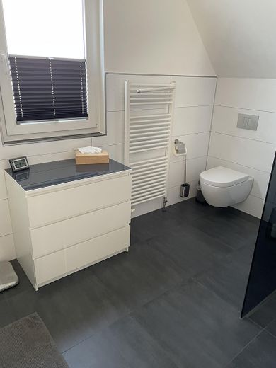 Hauptbadezimmer OG