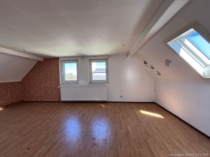 Mehrfamilienhaus mit 4 Einheiten - attraktives Sanierungsobjekt mit steuerlichen Vorteilen – VUB0002398-14