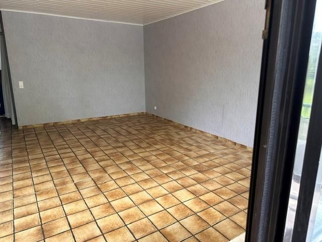 Helle 3-Zimmer-Wohnung in citynaher Lage von Eschweiler – Wohnzimmer 2