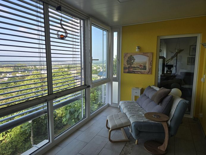 Einfamilienhaus in traumhafter Lage mit Panoramablick auf Bodensee und Schweizer Berglandschaft – Wintergarten beheizbar
