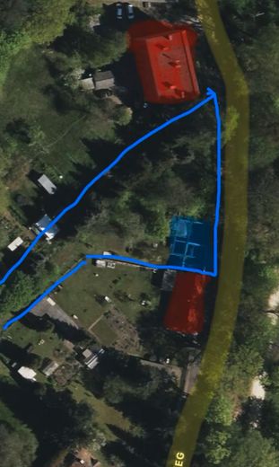 Bauland & Grundstück Bad Muskau direkt am Park Fürst Pückler – gelb Uferweg, blau Grundstück