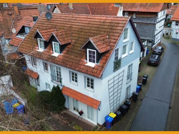 MASSIV UND MITTENDRIN!
KEINE KÄUFERPROVISION! – Foto 1