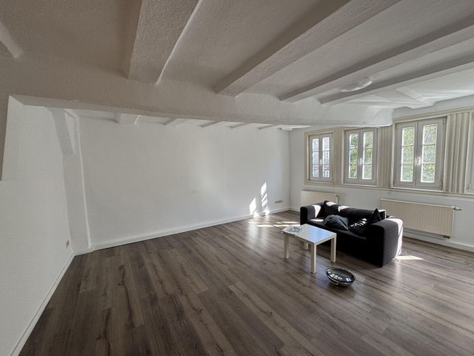 Mitten im Leben - Wohnung Kornmarkt 4 -4ZKB-  zu vermieten! – Wohnzimmer