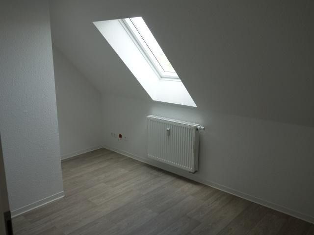Sehr schöne 5-Raum Reihenendhaus Wohnung – Foto 9